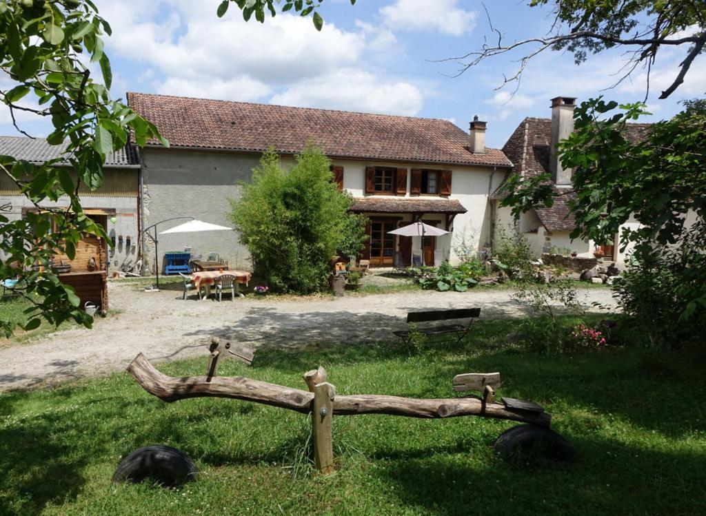 B&B - Chambres D'Hotes Acoucoula Orthez Exterior foto